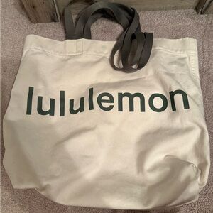 Lululemon bag